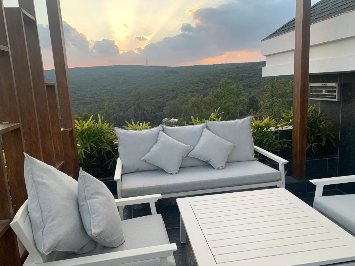 Mahābaleshwar Leela Resort, The Exotic Boutique Hotel - Pure Veg מראה חיצוני תמונה