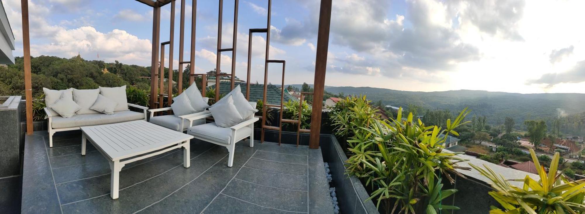 Mahābaleshwar Leela Resort, The Exotic Boutique Hotel - Pure Veg מראה חיצוני תמונה
