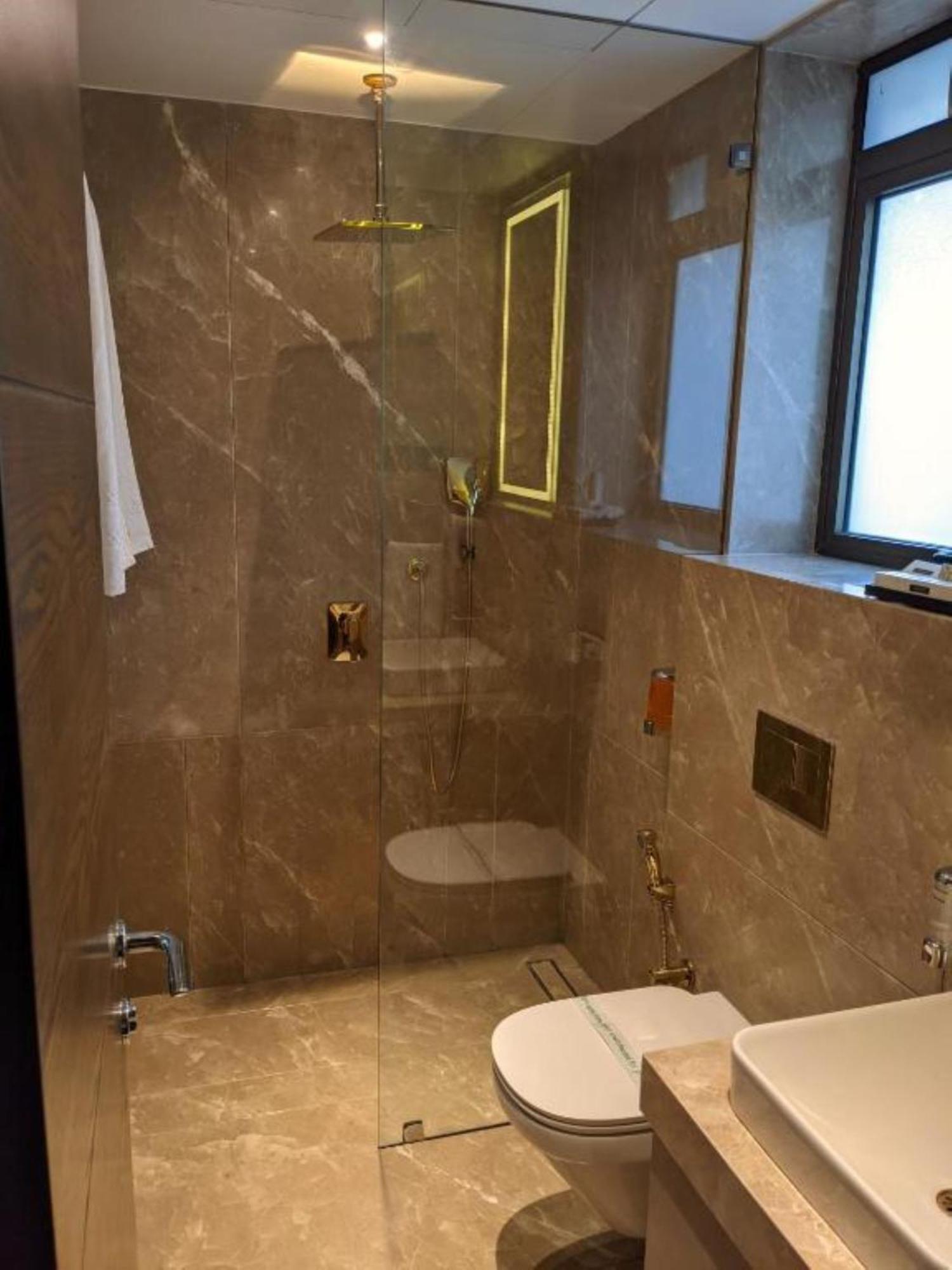 Mahābaleshwar Leela Resort, The Exotic Boutique Hotel - Pure Veg מראה חיצוני תמונה