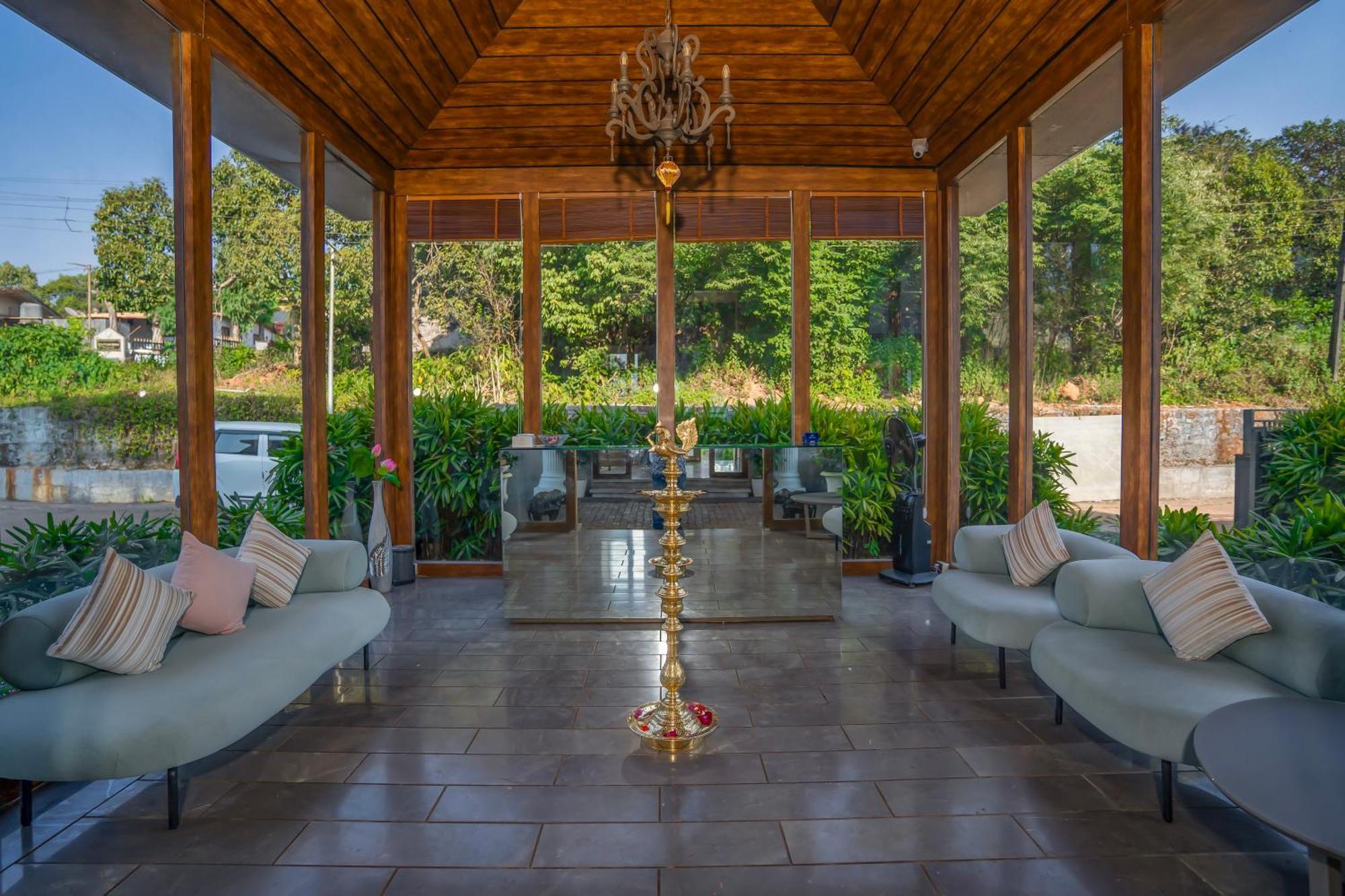 Mahābaleshwar Leela Resort, The Exotic Boutique Hotel - Pure Veg מראה חיצוני תמונה