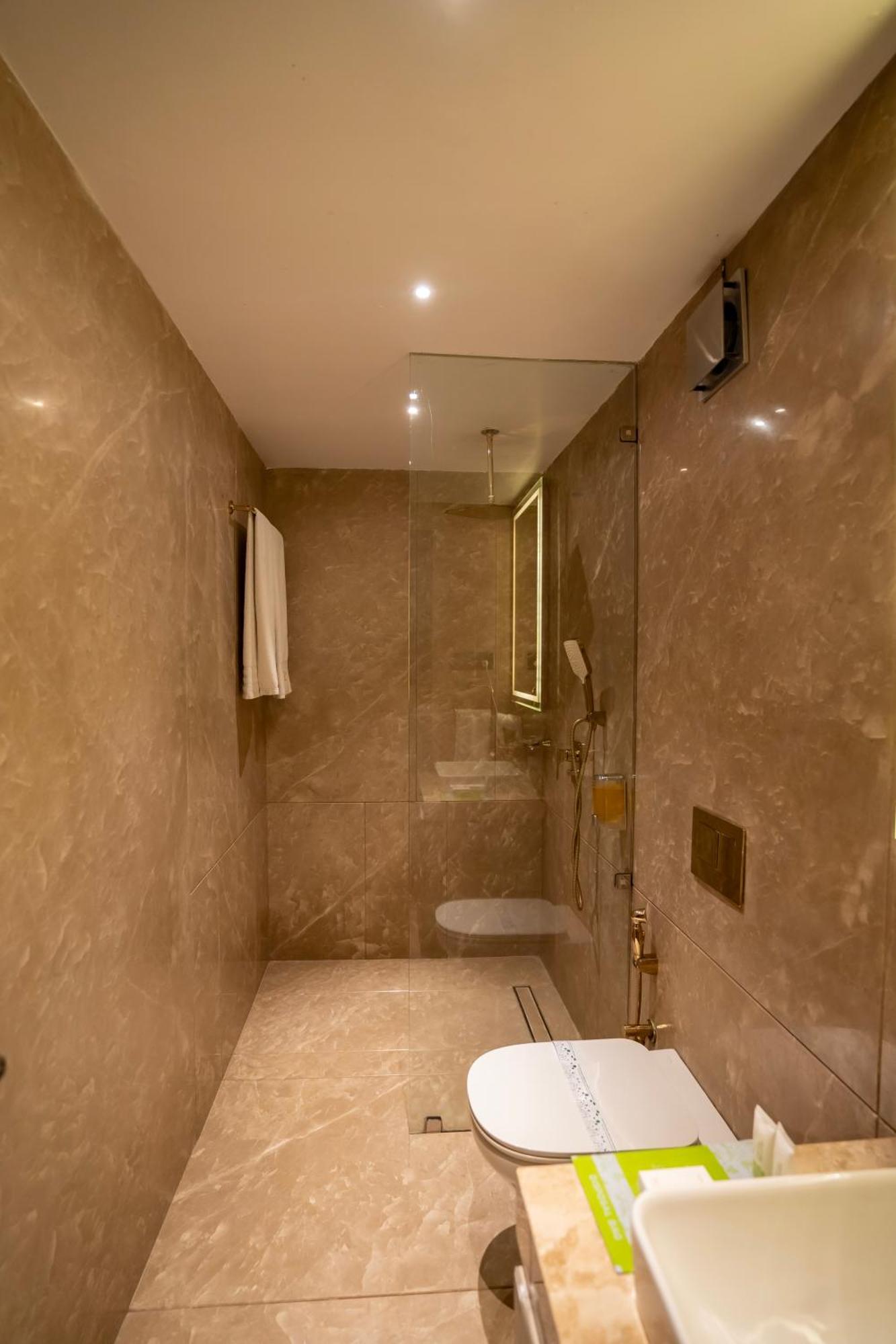 Mahābaleshwar Leela Resort, The Exotic Boutique Hotel - Pure Veg מראה חיצוני תמונה
